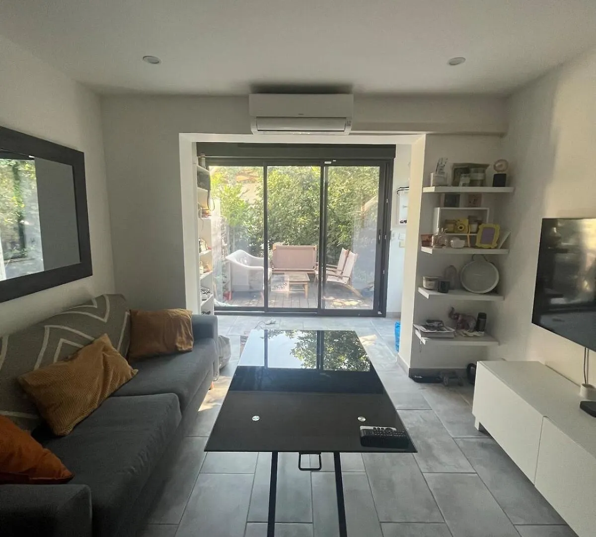 Calme Et Cosy T2 Avec Terrasse Apartment Villeneuve-Loubet