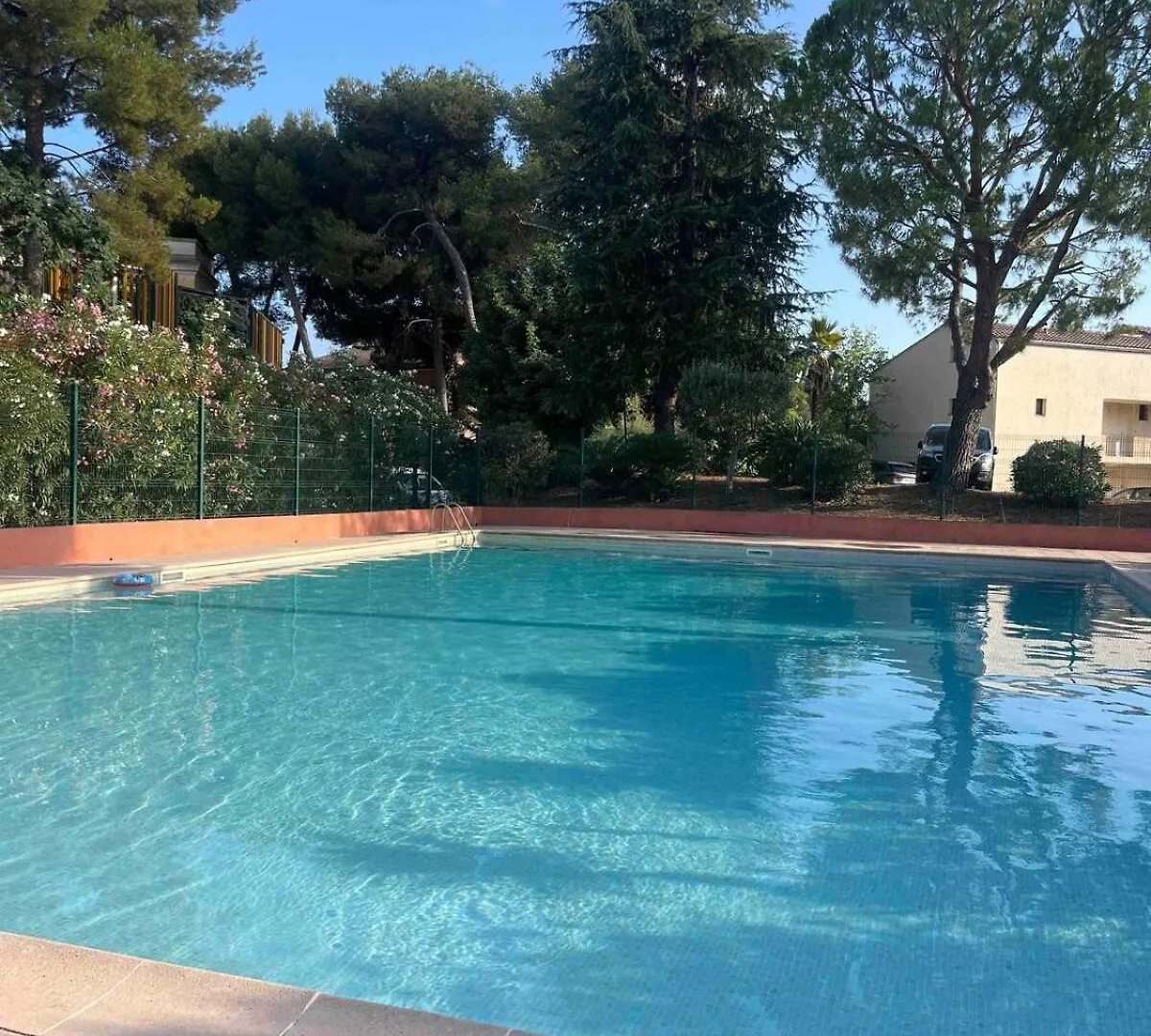 Calme Et Cosy T2 Avec Terrasse Apartment Villeneuve-Loubet 0*,