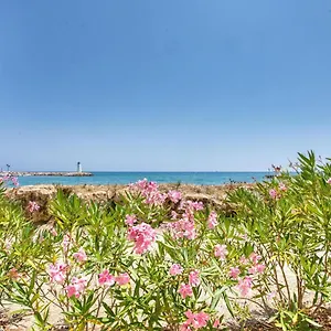 Appartement Magnifique 60 M2 Les Pieds Dans L'eau, Villeneuve-Loubet